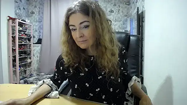 Helen1974 online show from June 2026 03:12:02 AM