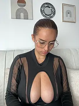 Seized lust online show from October 2025 03:57:01 PM