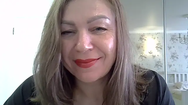 Snapshot of Alexandra-Rosee chatting on November 2025 05:00:05 AM Alexandra-Rosee online show from November 2025 05:00:05 AM