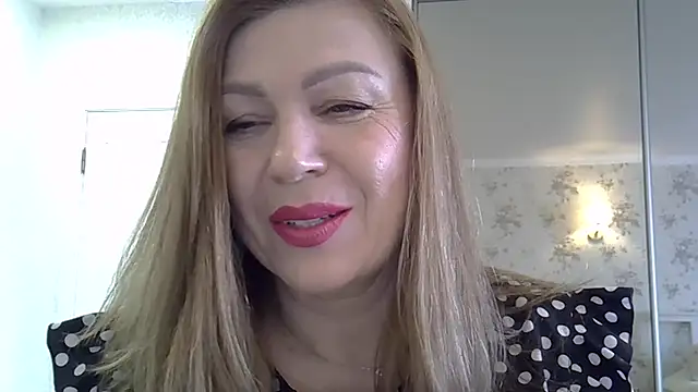 Snapshot of Alexandra-Rosee chatting on December 2025 05:33:01 AM Alexandra-Rosee online show from December 2025 05:33:01 AM