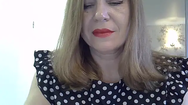 Snapshot of Alexandra-Rosee chatting on November 2025 04:46:01 AM Alexandra-Rosee online show from November 2025 04:46:01 AM