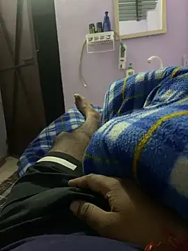 delhiboyz1 online show from February 2025 06:04:01 PM