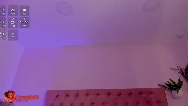 Snapshot of sophiarossee_ chatting on November 2025 12:42:02 PM sophiarossee online show from November 2025 12:42:02 PM