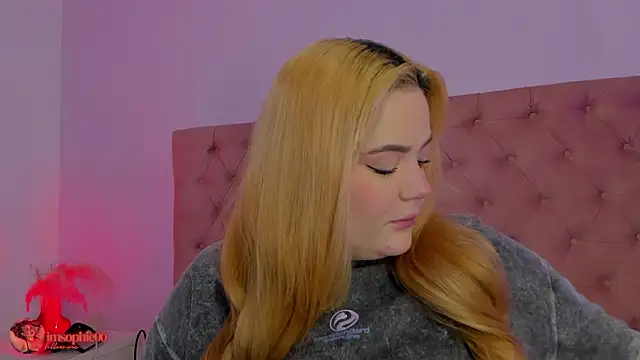 sophiarossee  online show from March 2026 12:48:01 PM