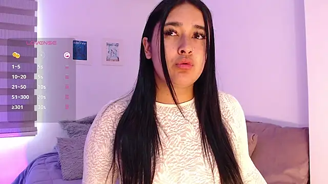 Snapshot of Megan_FE chatting on October 2025 04:07:02 PM Megan FE online show from October 2025 04:07:02 PM