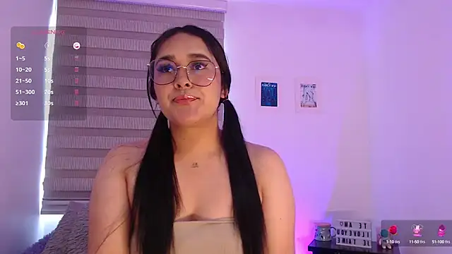 Snapshot of Megan_FE chatting on September 2025 01:56:01 PM Megan FE online show from September 2025 01:56:01 PM
