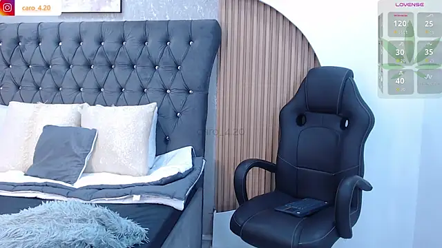 CaroFisher online show from May 2026 12:58:01 PM