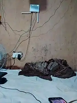 cute naimah online show from March 2026 12:20:01 PM