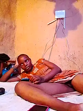 cute naimah online show from November 2025 06:41:01 PM