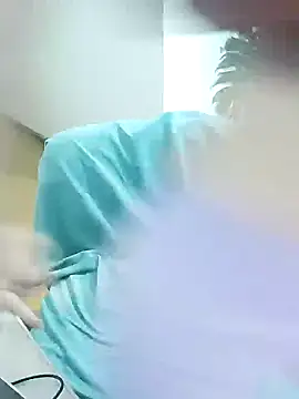 Snapshot of bebotaluna chatting on February 2025 02:08:02 AM bebotaluna online show from February 2025 02:08:02 AM