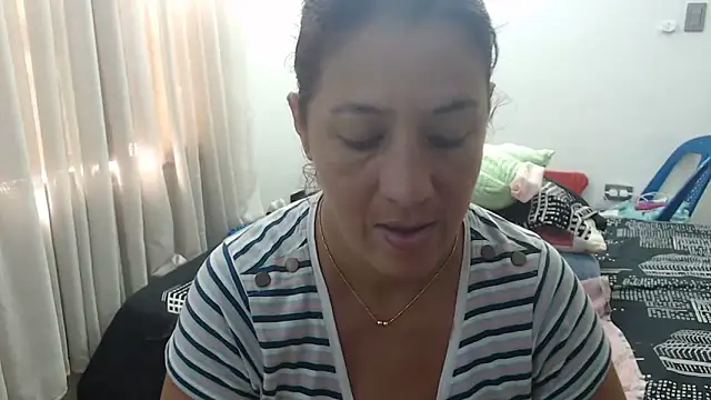 Anny Smith69 online show from November 2025 01:44:02 PM