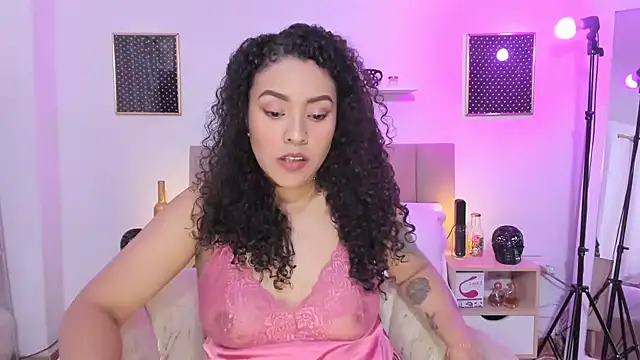 Zoe Gruber online show from October 2025 09:17:01 PM