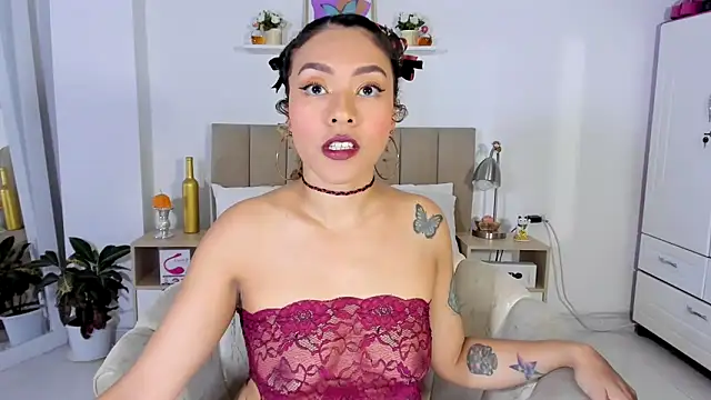 Zoe Gruber online show from April 2026 08:58:02 PM