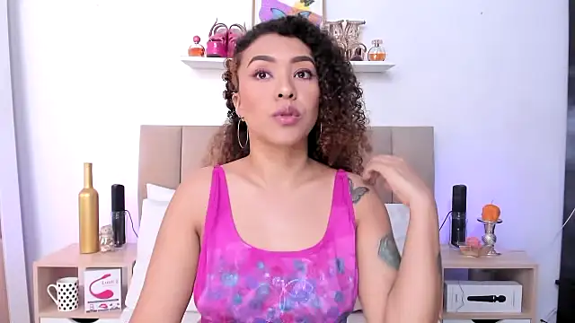 Snapshot of Zoe_Gruber chatting on December 2025 08:47:01 PM Zoe Gruber online show from December 2025 08:47:01 PM