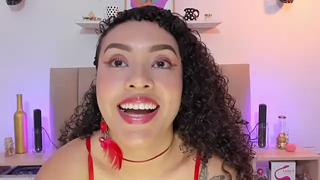 Snapshot of Zoe_Gruber chatting on October 2025 07:14:01 PM Zoe Gruber online show from October 2025 07:14:01 PM