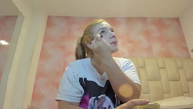 emily lean  online show from June 2026 03:27:02 AM