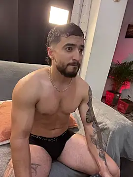 AndrewMartinez online show from November 2025 11:30:02 PM