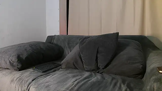 AndrewMartinez online show from May 2026 12:51:01 AM