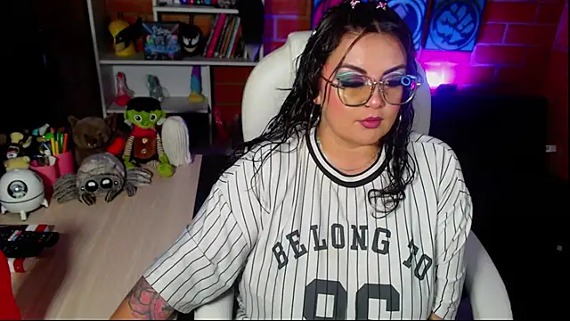 Snapshot of juliette_rd chatting on October 2025 03:21:01 AM juliette rd online show from October 2025 03:21:01 AM