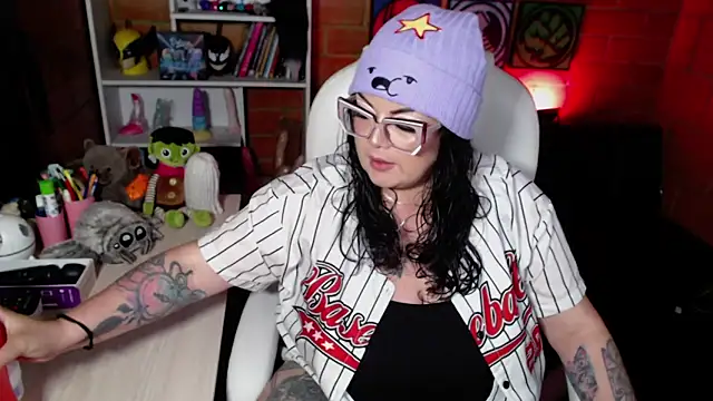 juliette rd online show from December 2025 06:16:02 AM