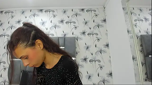 Ehotloveaxxx online show from February 2025 12:49:02 PM