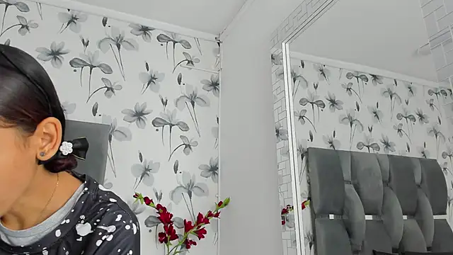 Ehotloveaxxx online show from November 2025 01:05:01 PM