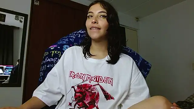 liisaxxx online show from January 2026 05:55:01 AM