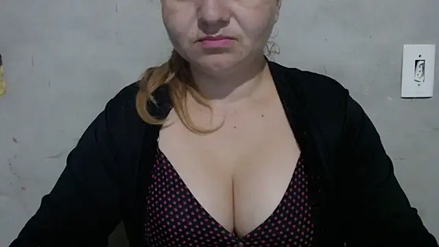 laiscibelle online show from October 2025 03:19:01 AM