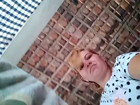 laiscibelle online show from November 2025 06:19:02 PM