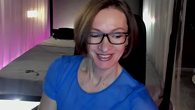 Dorothy Meyer online show from March 2025 02:01:02 AM