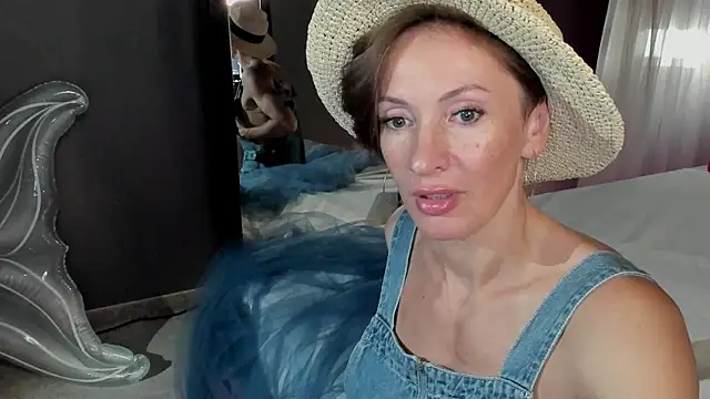 Snapshot of Dorothy_Meyer chatting on July 2026 09:40:02 PM Dorothy Meyer online show from July 2026 09:40:02 PM