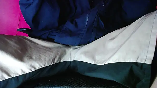 zacwatson  online show from November 2025 02:26:02 AM