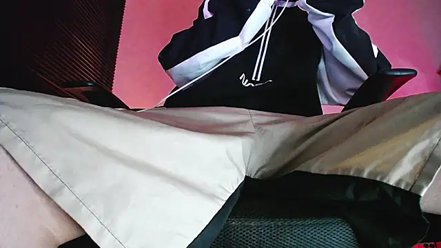 zacwatson  online show from February 2026 12:31:02 AM