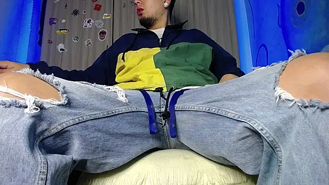 zacwatson  online show from February 2025 08:13:02 AM