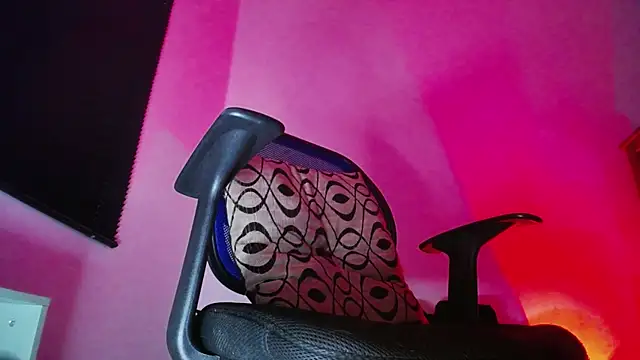 zacwatson  online show from November 2025 02:54:01 AM