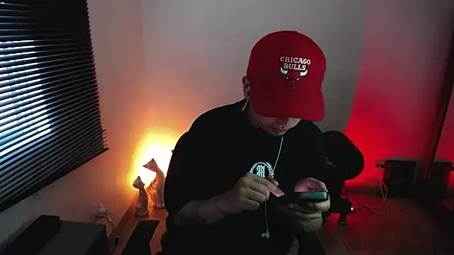 zacwatson  online show from February 2026 10:20:01 PM