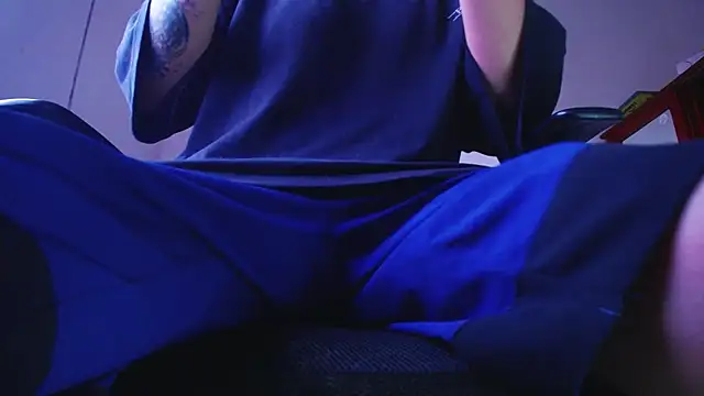 zacwatson  online show from January 2026 10:13:02 PM