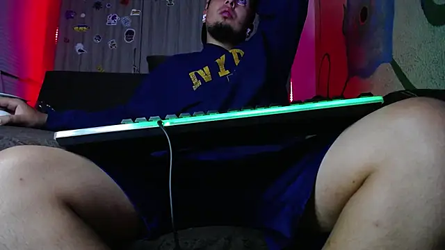 zacwatson  online show from March 2025 06:04:02 AM