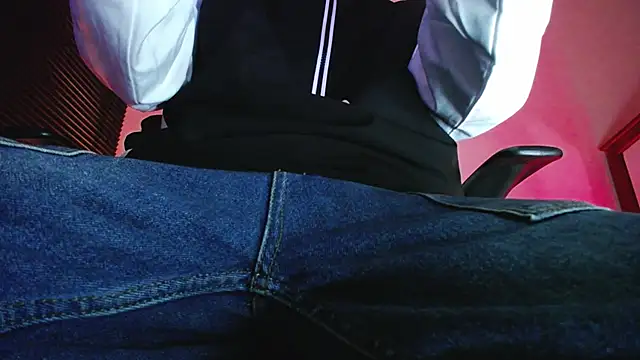 zacwatson  online show from February 2026 04:41:02 AM