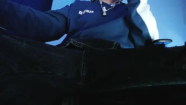 zacwatson  online show from January 2026 01:31:02 AM