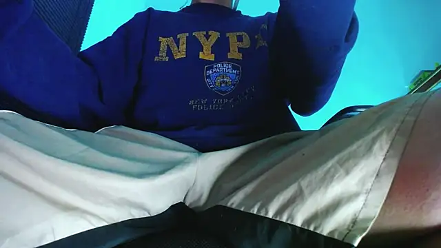 zacwatson  online show from January 2026 01:43:02 AM