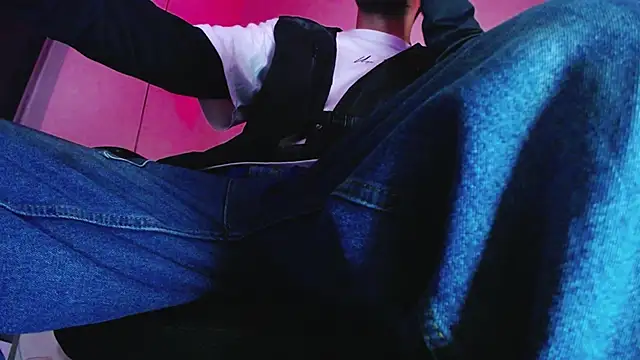 zacwatson  online show from January 2026 02:07:01 AM