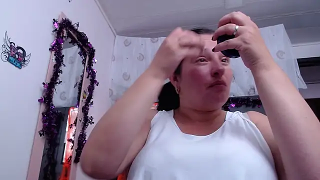 CristialJones  online show from October 2025 02:17:02 PM