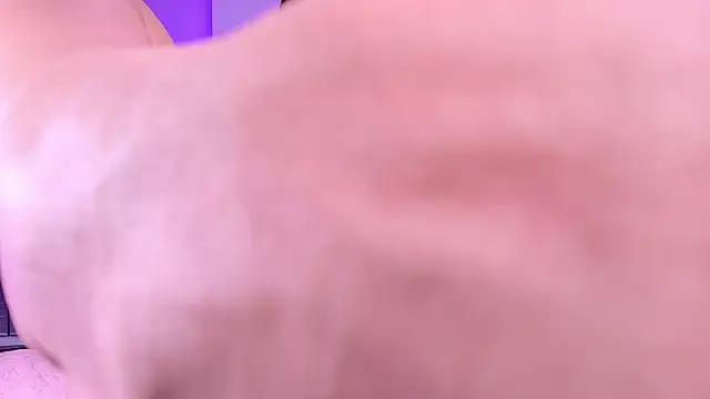 violett lo online show from January 2026 12:00:01 PM