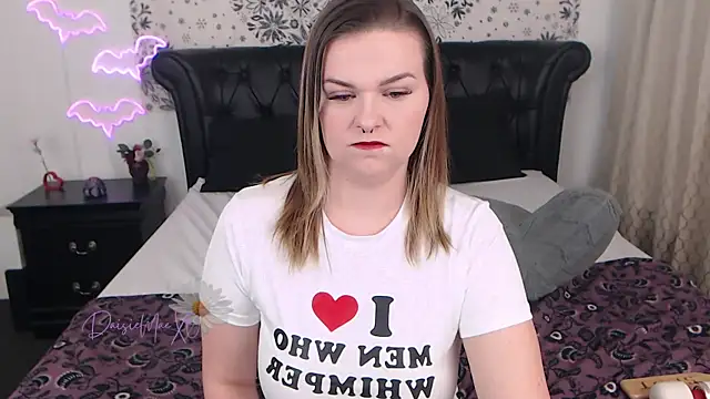 DaisieMaeXO online show from December 2025 10:57:02 PM