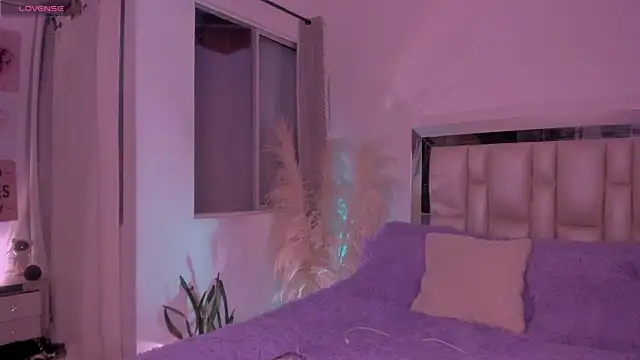 Sussy Bell01 online show from May 2026 11:23:02 PM