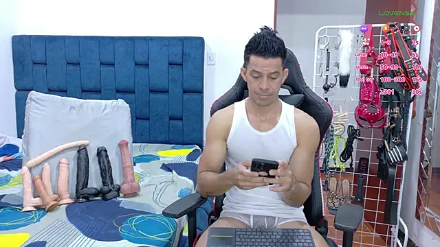 JoseRumbero26 online show from February 2026 11:52:01 AM