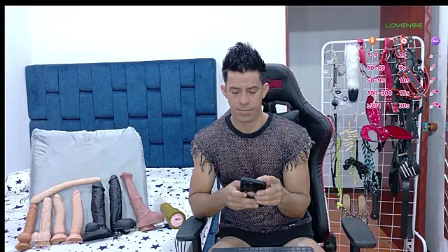 JoseRumbero26 online show from February 2026 12:04:01 PM