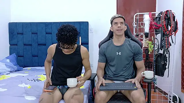 JoseRumbero26 online show from December 2025 12:29:02 PM