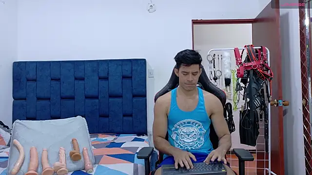 JoseRumbero26 online show from January 2026 12:34:02 PM